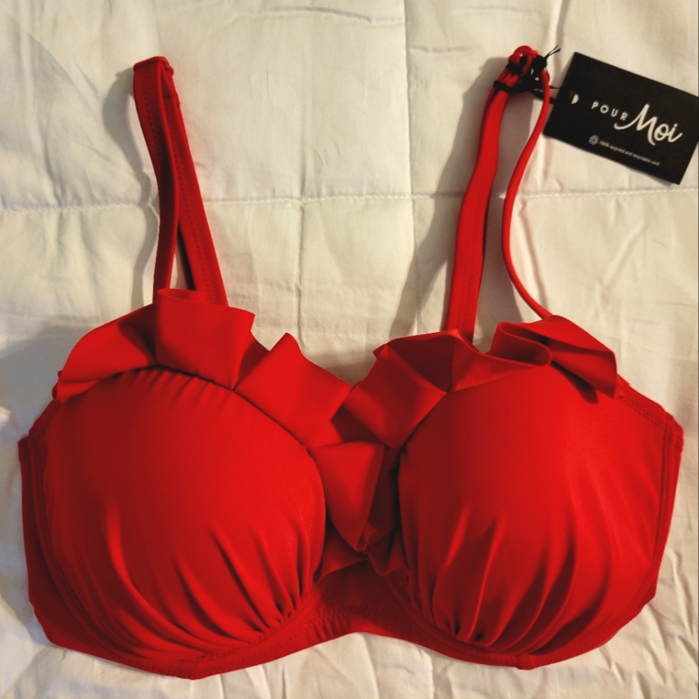 Pour Moi Swimwear - Red Bikini Top - 36DD / 34E